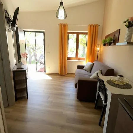Relax Con Ampio Giardino A Capo Vaticano/tropea Apartman *